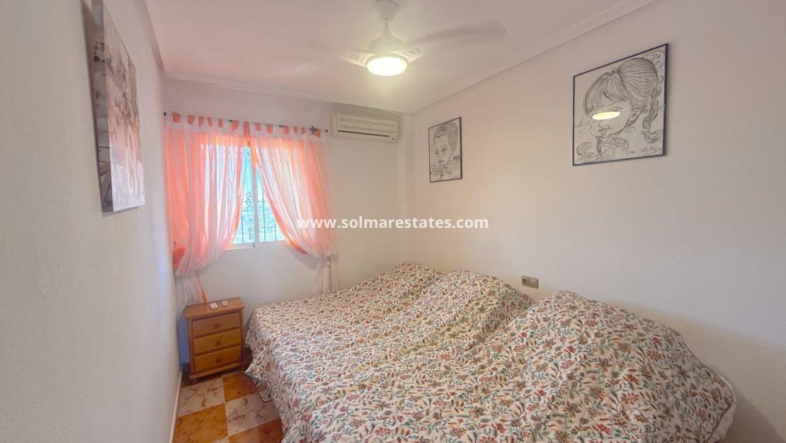 2 sypialnia Apartament na sprzedaż w Cabo Roig z basenem - 169 950 € (Ref: 9918765)