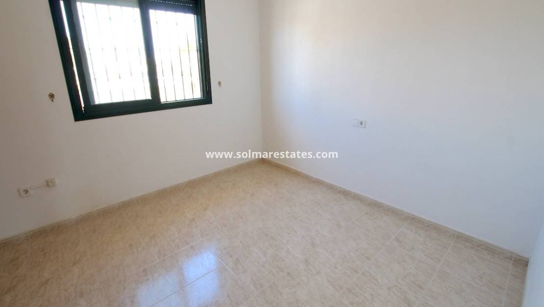2 sypialnia Apartament na sprzedaż w Dona Pepa z basenem - 169 950 € (Ref: 9918766)