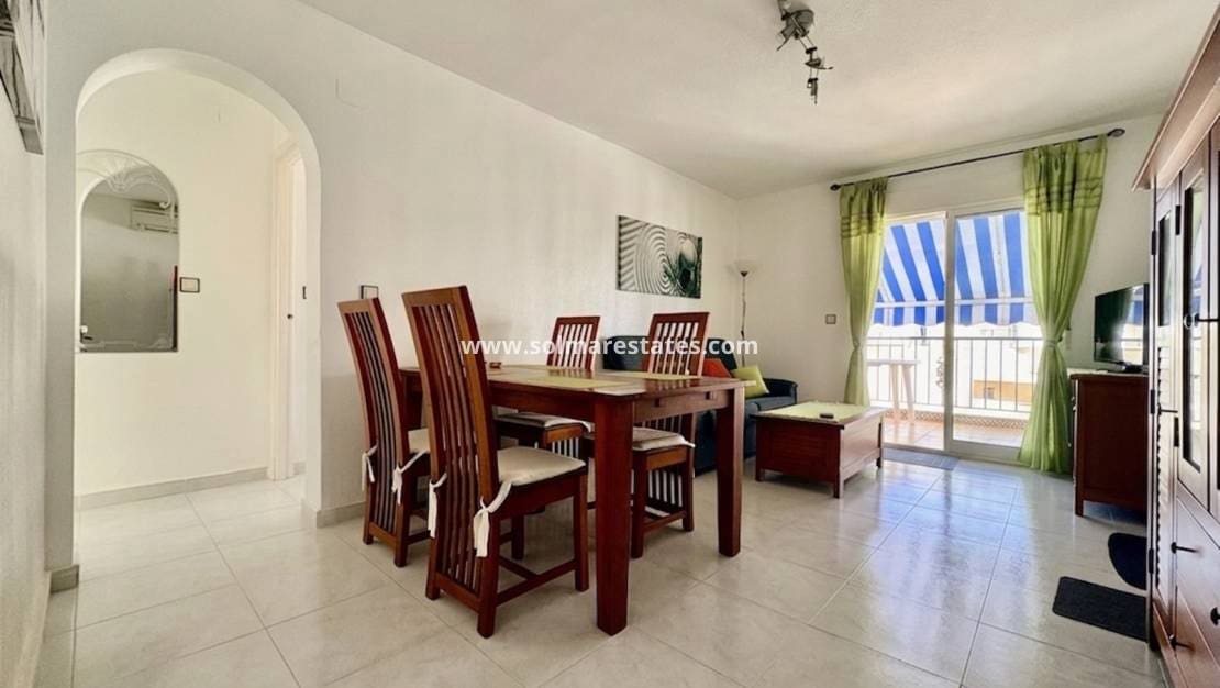 3 Zimmer Apartment zu verkaufen in La Florida mit Pool - 179.000 € (Ref: 9918768)