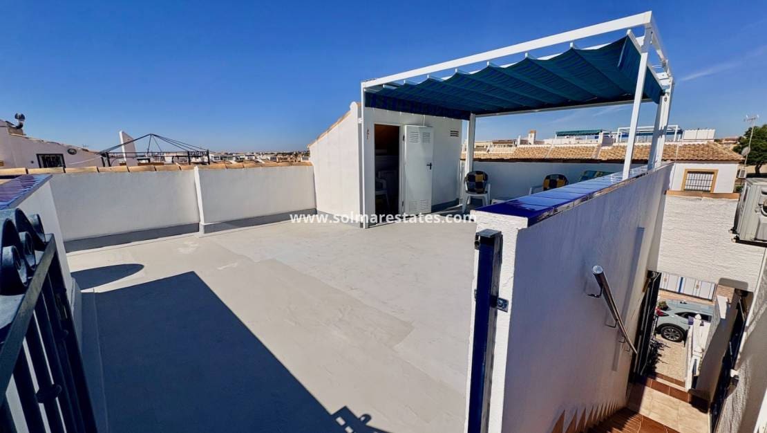 3 Zimmer Apartment zu verkaufen in La Florida mit Pool - 179.000 € (Ref: 9918768)