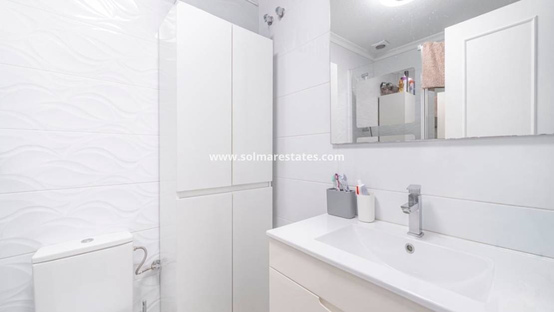 3 camera da letto Villetta Bifamiliare in vendita in Ciudad Quesada con piscina - 289.000 € (Rif: 9918769)