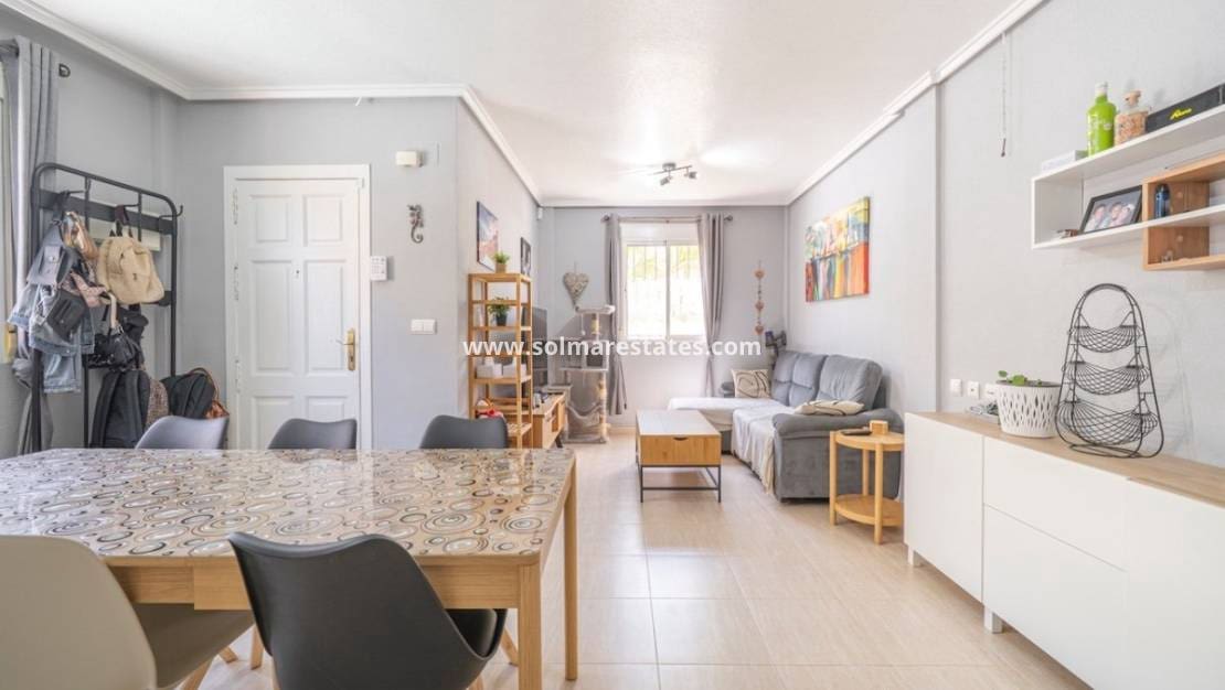 3 camera da letto Villetta Bifamiliare in vendita in Ciudad Quesada con piscina - 289.000 € (Rif: 9918769)