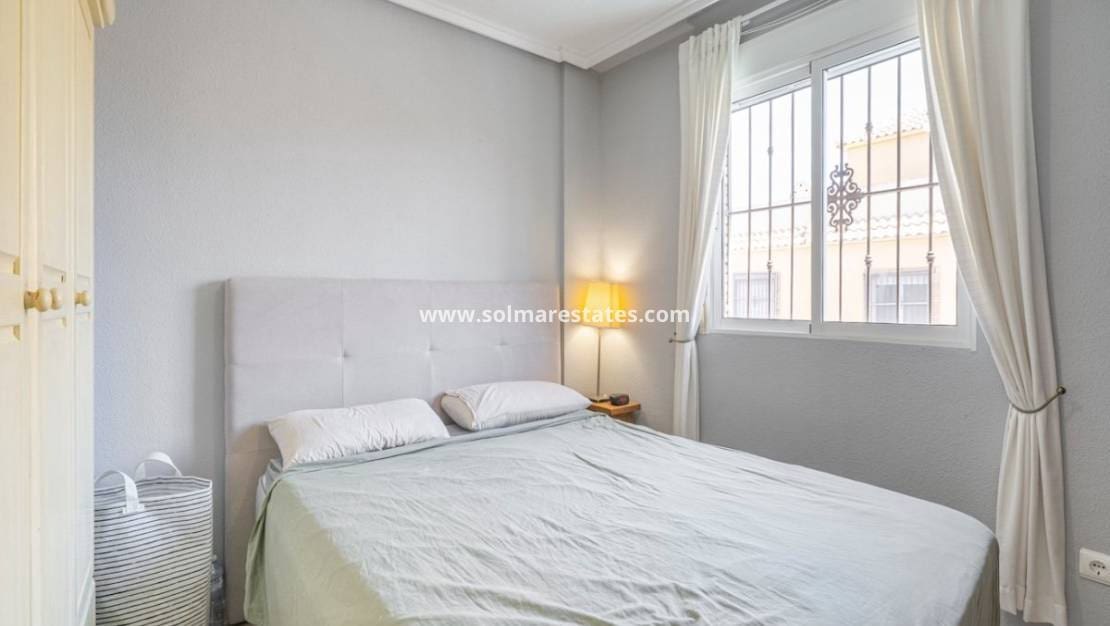 3 camera da letto Villetta Bifamiliare in vendita in Ciudad Quesada con piscina - 289.000 € (Rif: 9918769)