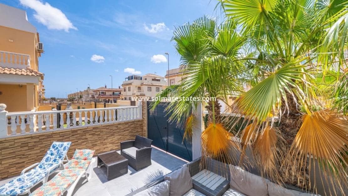 3 camera da letto Villetta Bifamiliare in vendita in Ciudad Quesada con piscina - 289.000 € (Rif: 9918769)