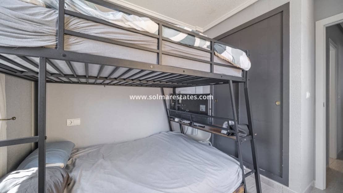 3 camera da letto Villetta Bifamiliare in vendita in Ciudad Quesada con piscina - 289.000 € (Rif: 9918769)