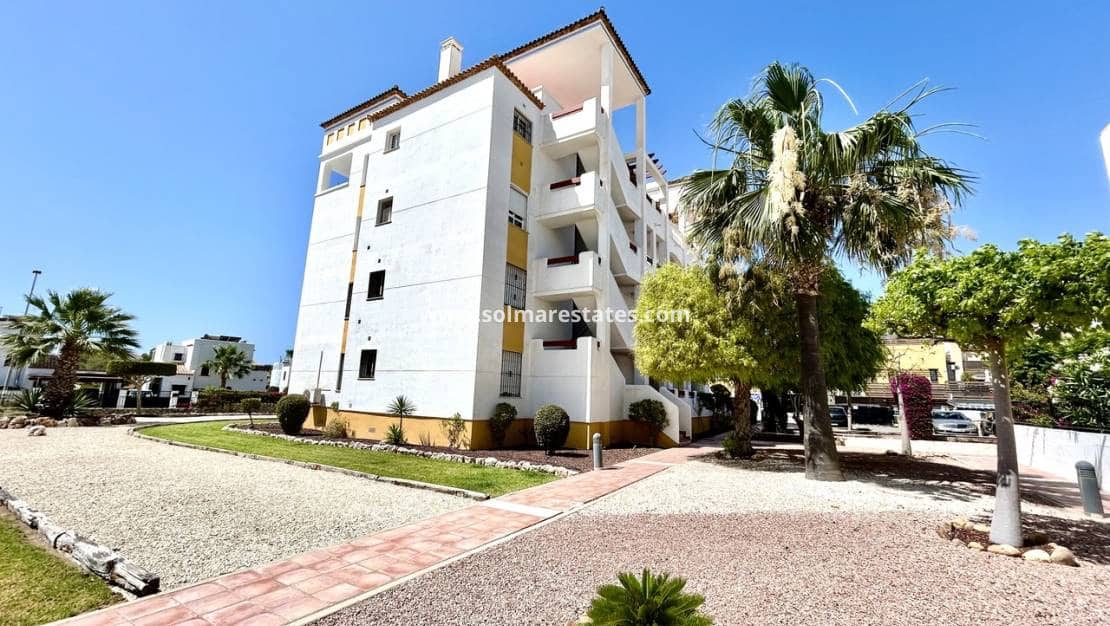 2 soveværelse Lejlighed til salg i Villamartin med swimmingpool - € 199.000 (Ref: 9918989)