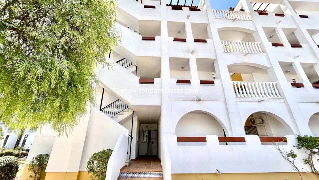 2 soveværelse Lejlighed til salg i Villamartin med swimmingpool - € 199.000 (Ref: 9918989)