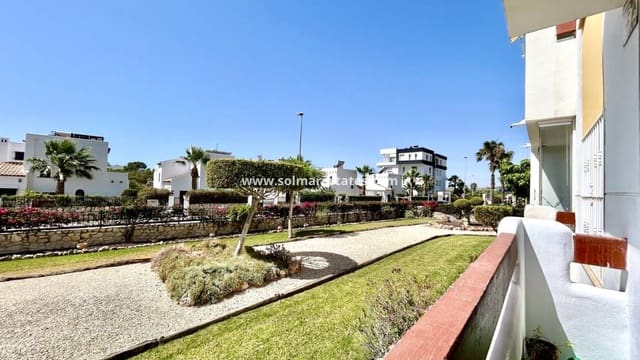 2 soveværelse Lejlighed til salg i Villamartin, Orihuela med swimmingpool - € 199.000 (Ref: 9918989)