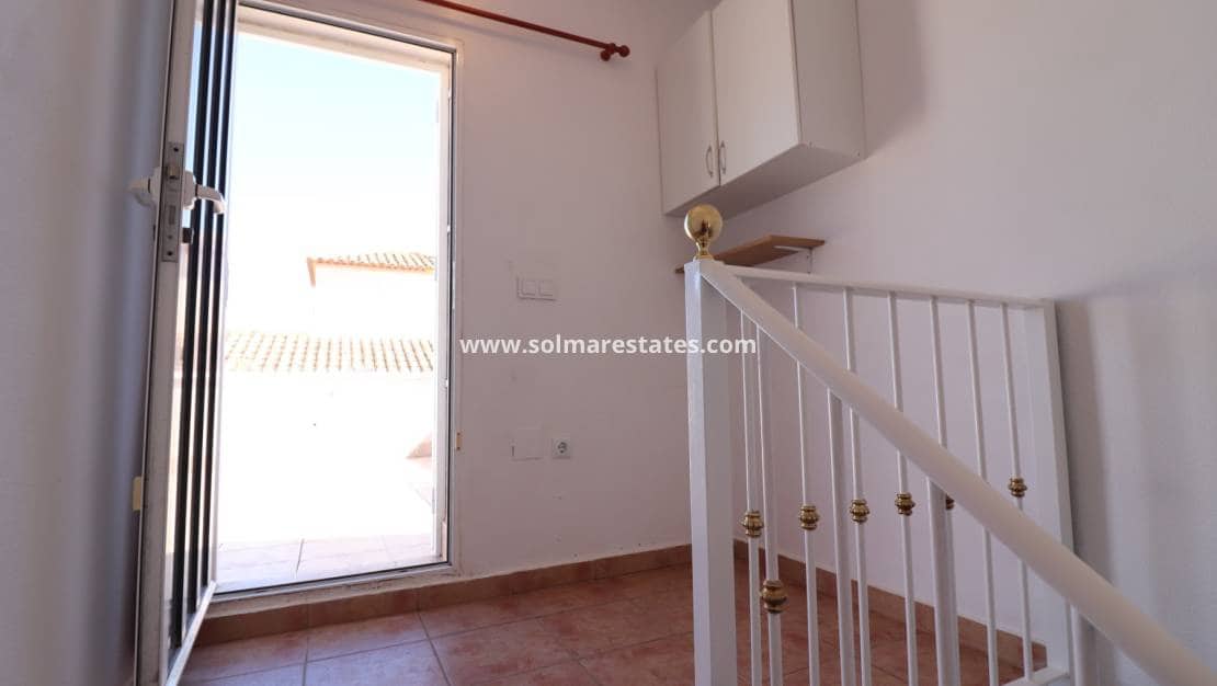 3 sovrum Villa till salu i San Miguel de Salinas med pool - 259 950 € (Ref: 9919201)