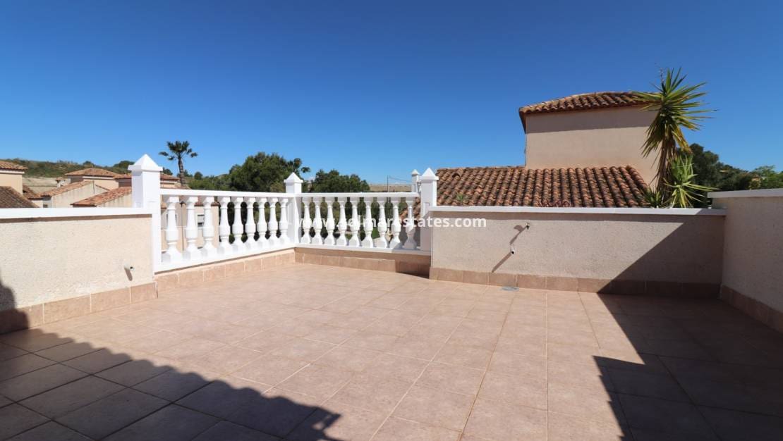 3 sovrum Villa till salu i San Miguel de Salinas med pool - 259 950 € (Ref: 9919201)