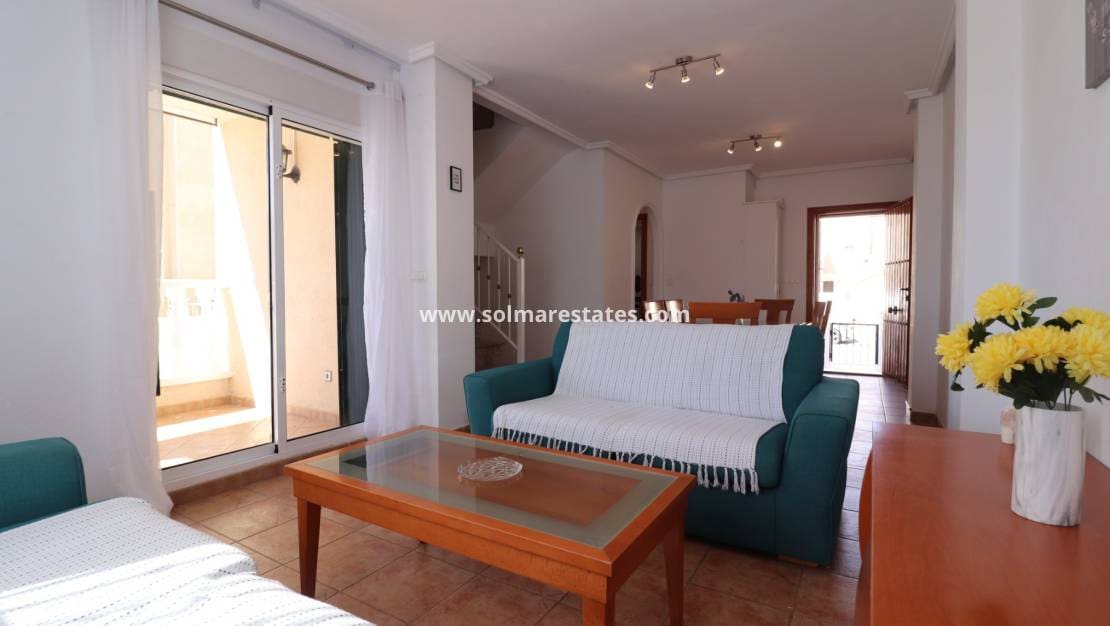 3 sovrum Villa till salu i San Miguel de Salinas med pool - 259 950 € (Ref: 9919201)