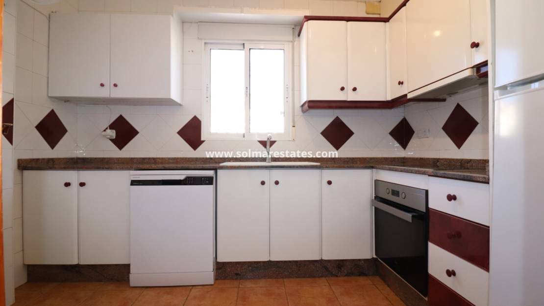 3 sovrum Villa till salu i San Miguel de Salinas med pool - 259 950 € (Ref: 9919201)