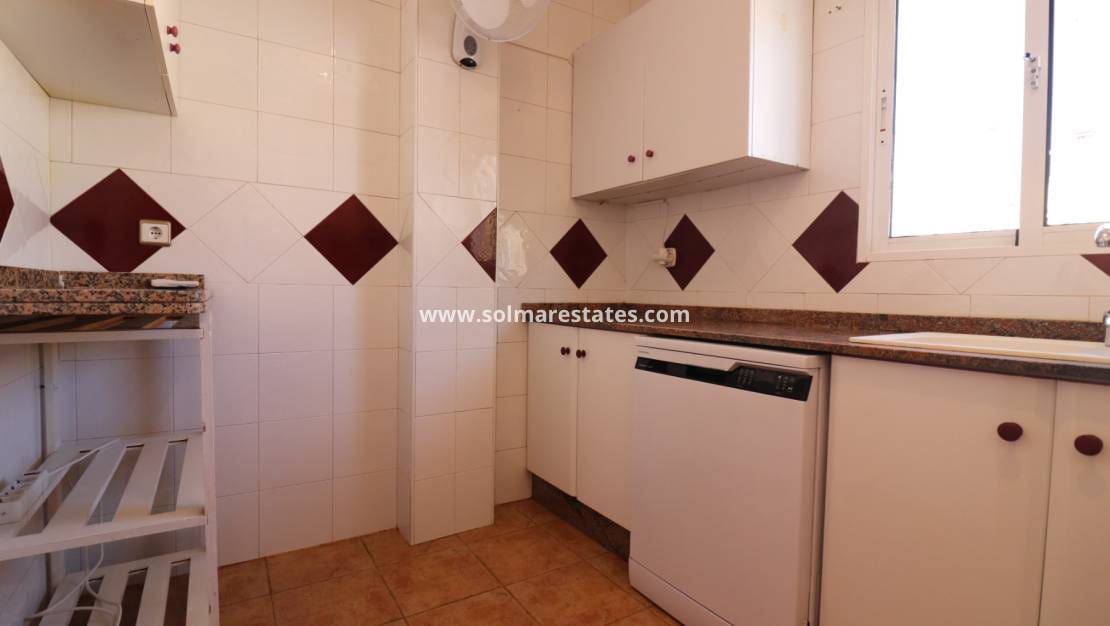 3 sovrum Villa till salu i San Miguel de Salinas med pool - 259 950 € (Ref: 9919201)