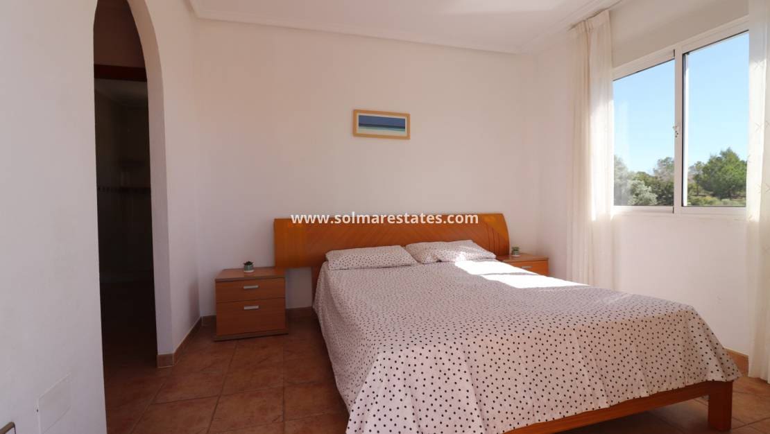 3 sovrum Villa till salu i San Miguel de Salinas med pool - 259 950 € (Ref: 9919201)