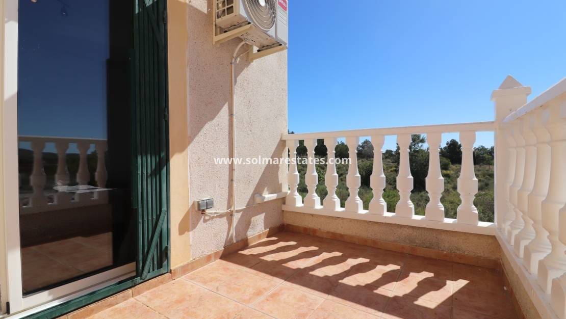 3 sovrum Villa till salu i San Miguel de Salinas med pool - 259 950 € (Ref: 9919201)