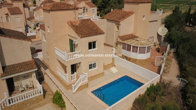 3 soverom Villa til salgs i San Miguel de Salinas med svømmebasseng - € 250 000 (Ref: 9919201)