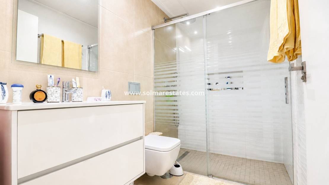3 sovrum Villa till salu i Benijofar med pool - 415 000 € (Ref: 9919202)