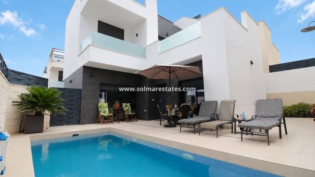 3 sovrum Villa till salu i Benijófar med pool - 415 000 € (Ref: 9919202)