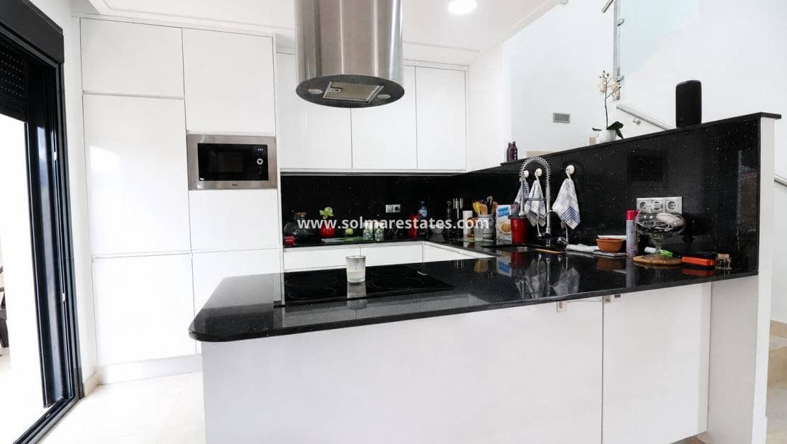 3 sovrum Villa till salu i Benijofar med pool - 415 000 € (Ref: 9919202)