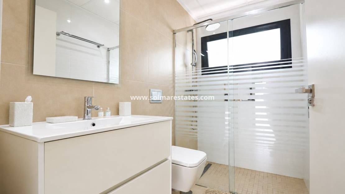3 sovrum Villa till salu i Benijofar med pool - 415 000 € (Ref: 9919202)