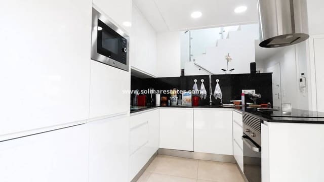 3 sovrum Villa till salu i Benijófar med pool - 415 000 € (Ref: 9919202)