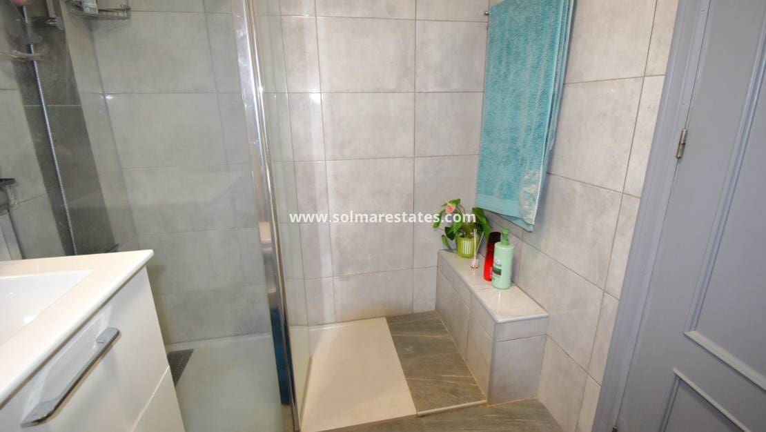 2 soverom Leilighet til salgs i Playa Flamenca med svømmebasseng - € 169 900 (Ref: 9919203)