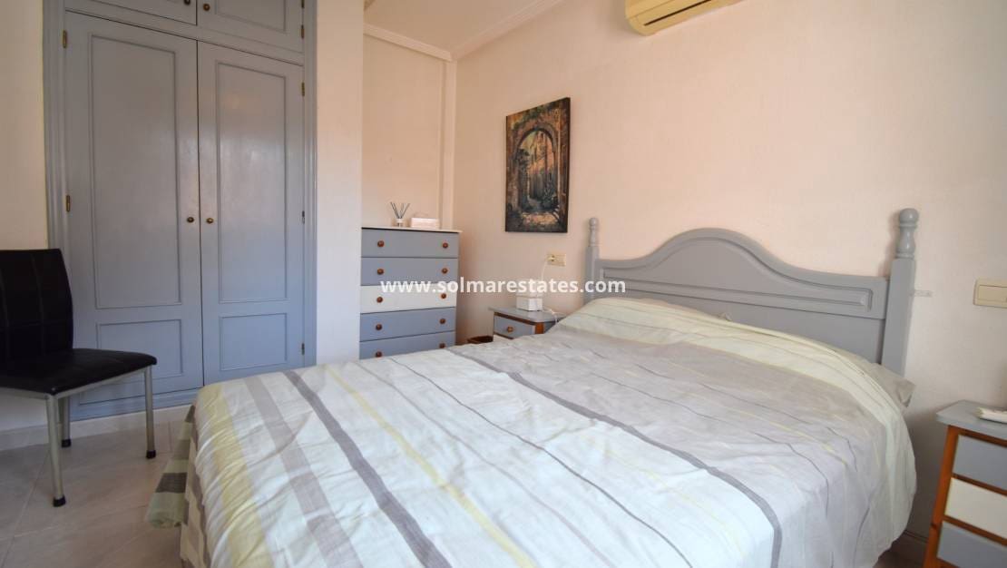 2 soverom Leilighet til salgs i Playa Flamenca med svømmebasseng - € 169 900 (Ref: 9919203)