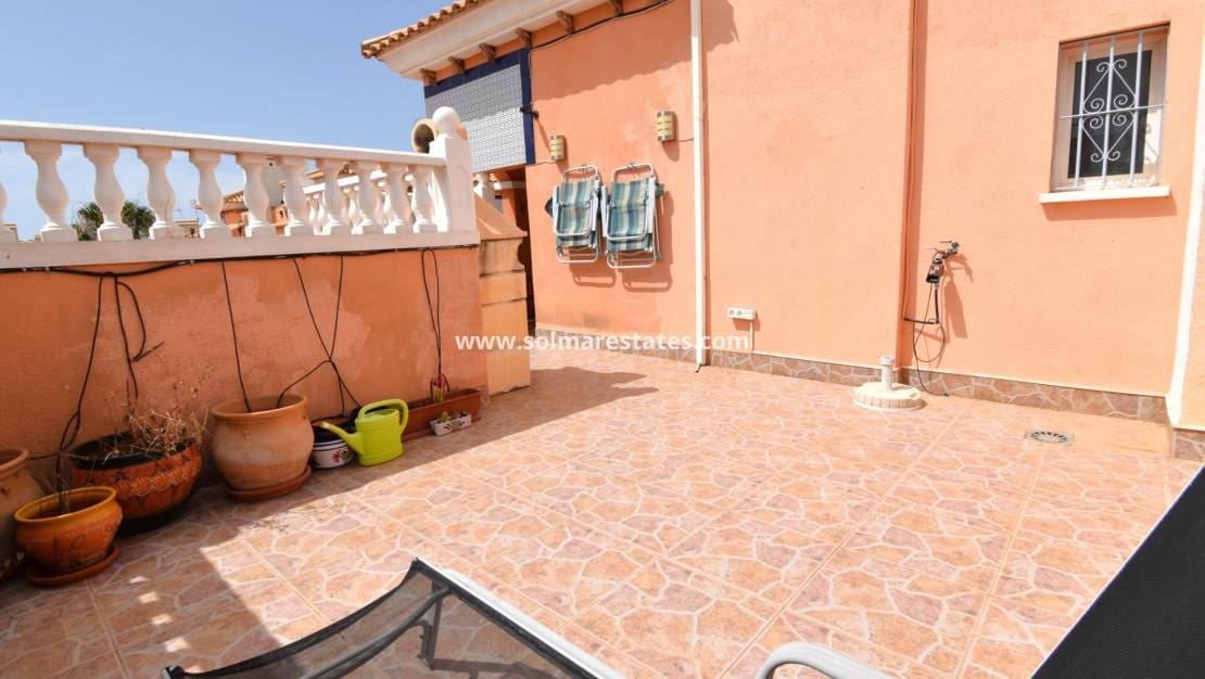 2 soverom Leilighet til salgs i Playa Flamenca med svømmebasseng - € 169 900 (Ref: 9919203)