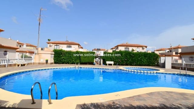 2 makuuhuone Paritalo myytävänä paikassa Playa Flamenca, Orihuela mukana uima-altaan - 225 000 € (Ref: 9919204)