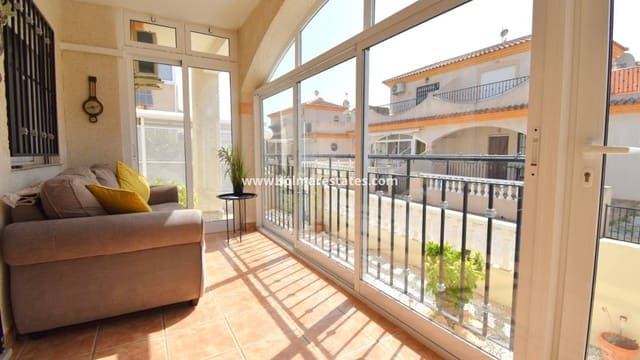 2 makuuhuone Paritalo myytävänä paikassa Playa Flamenca, Orihuela mukana uima-altaan - 225 000 € (Ref: 9919204)