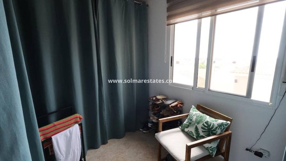 5 sypialnia Willa na sprzedaż w Villamartin z basenem - 385 000 € (Ref: 9922693)