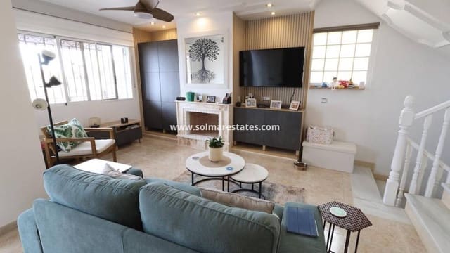 5 slaapkamer Villa te koop in Villamartin, Orihuela met zwembad - € 385.000 (Ref: 9922693)