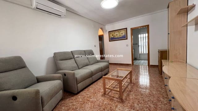 2 bedroom Apartment for sale in Los Montesinos with pool - € 125,000 (Ref: 9922695)