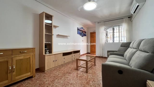 2 bedroom Apartment for sale in Los Montesinos with pool - € 125,000 (Ref: 9922695)