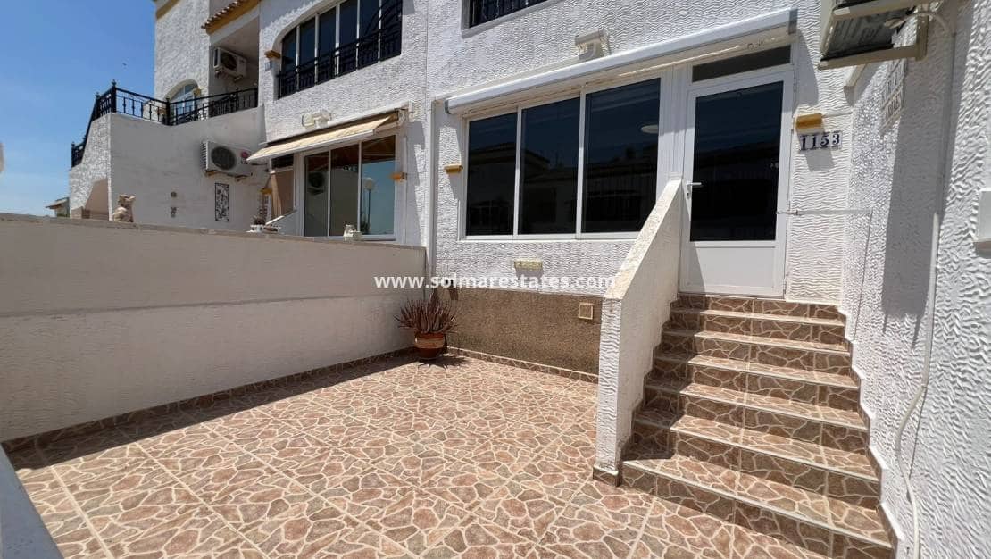2 bedroom Apartment for sale in Los Montesinos with pool - € 125,000 (Ref: 9922695)