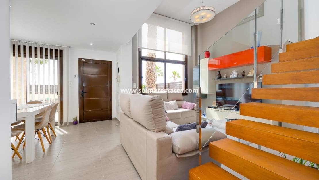 3 Zimmer Villa zu verkaufen in Pueblo Bravo mit Pool - 394.969 € (Ref: 9922696)