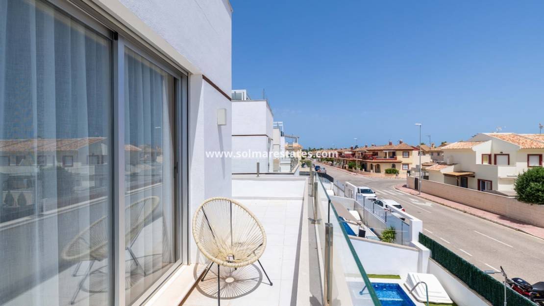 3 Zimmer Villa zu verkaufen in Ciudad Quesada mit Pool - 399.000 € (Ref: 9922697)