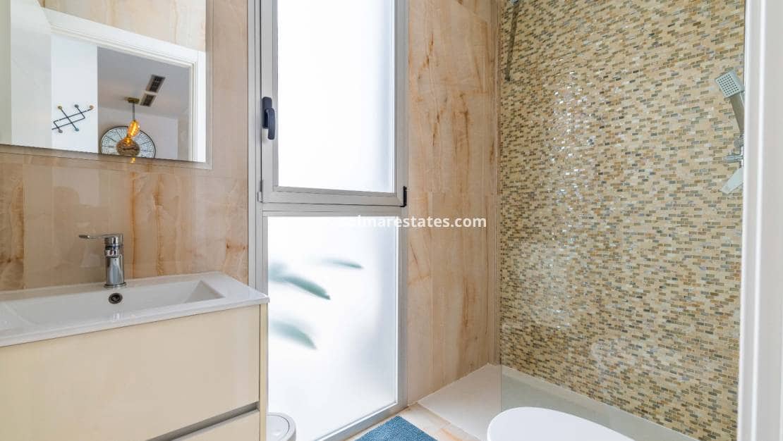 3 Zimmer Villa zu verkaufen in Ciudad Quesada mit Pool - 399.000 € (Ref: 9922697)