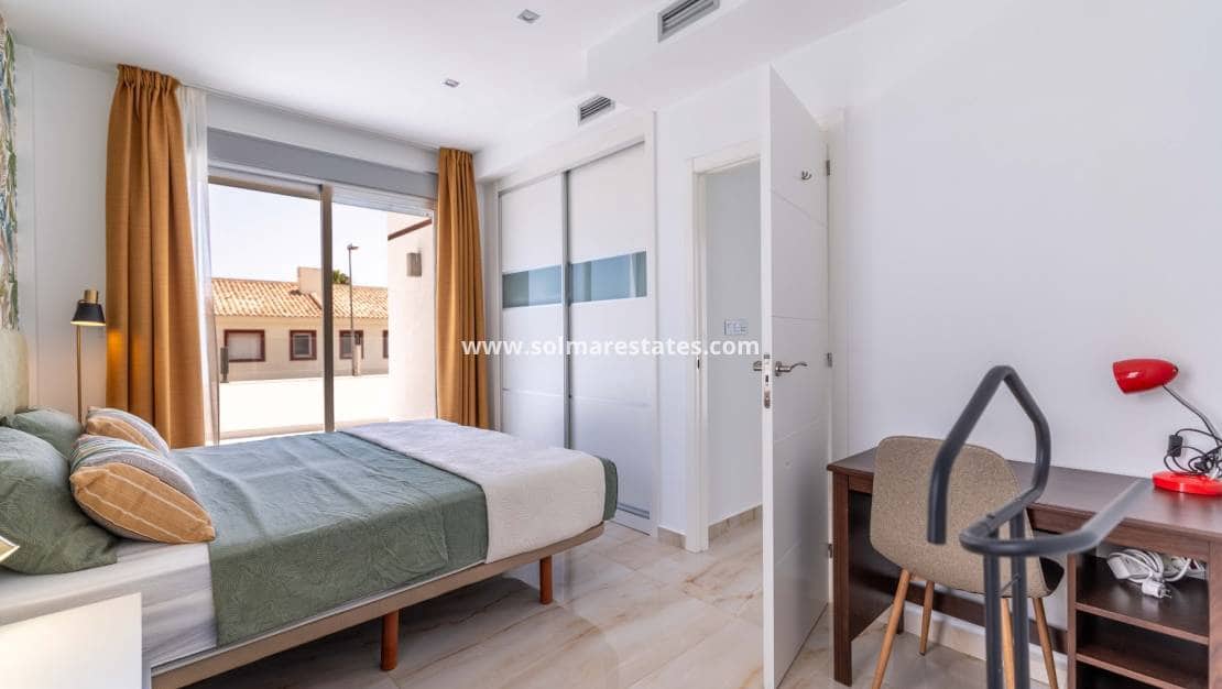 3 Zimmer Villa zu verkaufen in Ciudad Quesada mit Pool - 399.000 € (Ref: 9922697)
