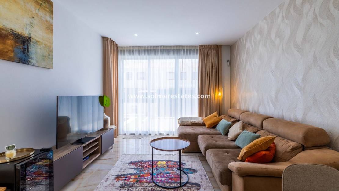 3 Zimmer Villa zu verkaufen in Ciudad Quesada mit Pool - 399.000 € (Ref: 9922697)