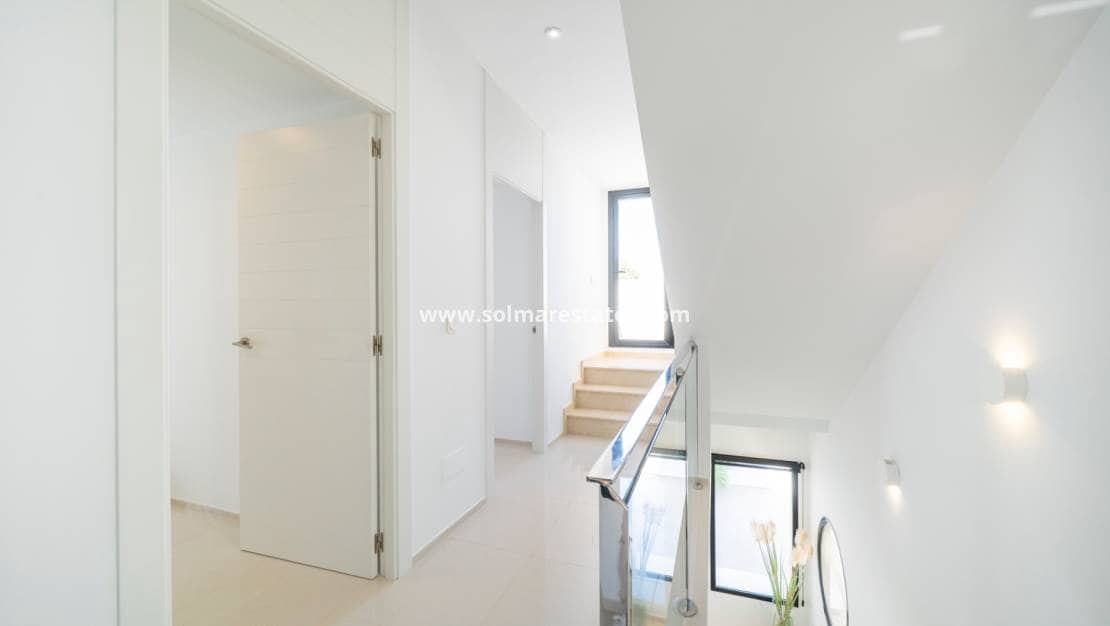 Chalet de 3 habitaciones en Doña Pepa en venta con piscina - 399.000 € (Ref: 9922699)
