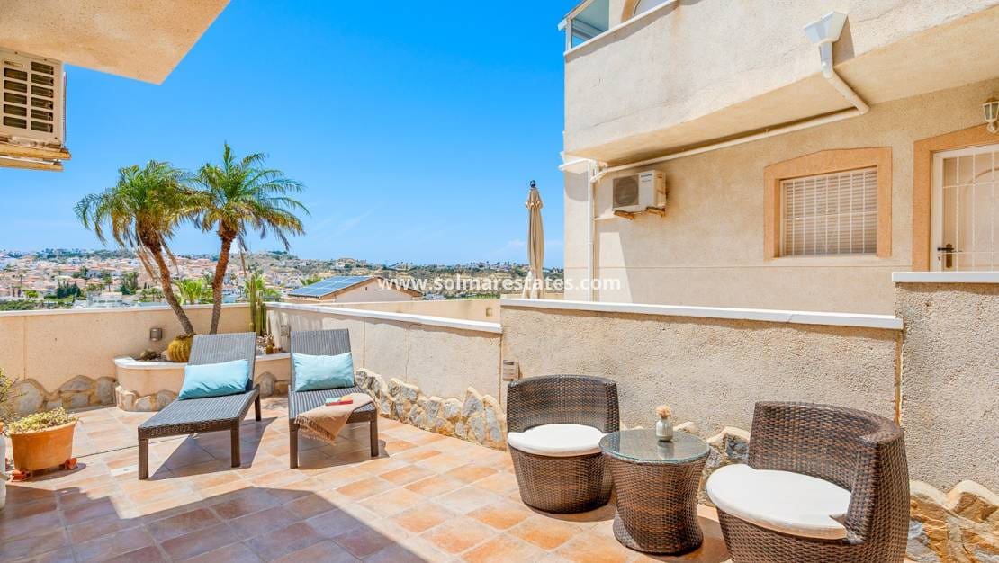 3 soveværelse Semi-Rækkehus til salg i La Marquesa med swimmingpool - € 269.000 (Ref: 9922700)