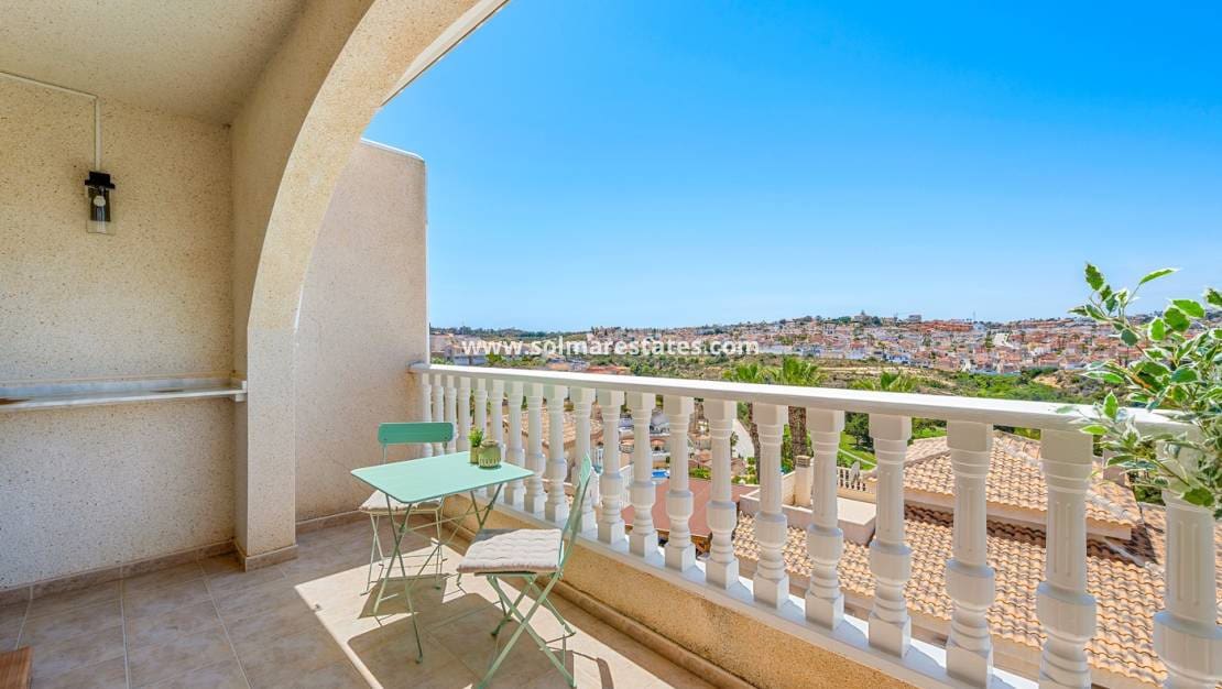 3 soveværelse Semi-Rækkehus til salg i La Marquesa med swimmingpool - € 269.000 (Ref: 9922700)