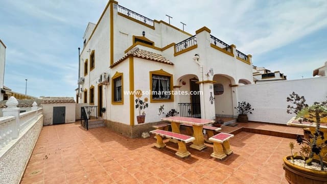 Pareado de 3 habitaciones en Los Montesinos en venta con piscina - 179.000 € (Ref: 9922702)