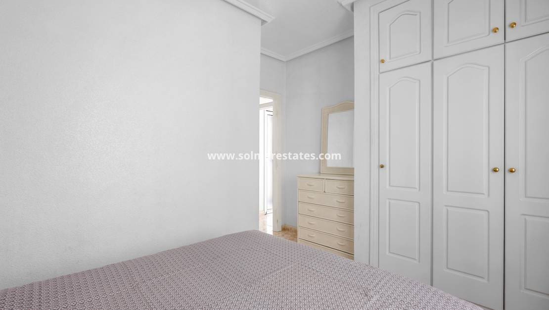 3 slaapkamer Rijtjeshuis te koop in La Marquesa met zwembad - € 209.000 (Ref: 9922703)