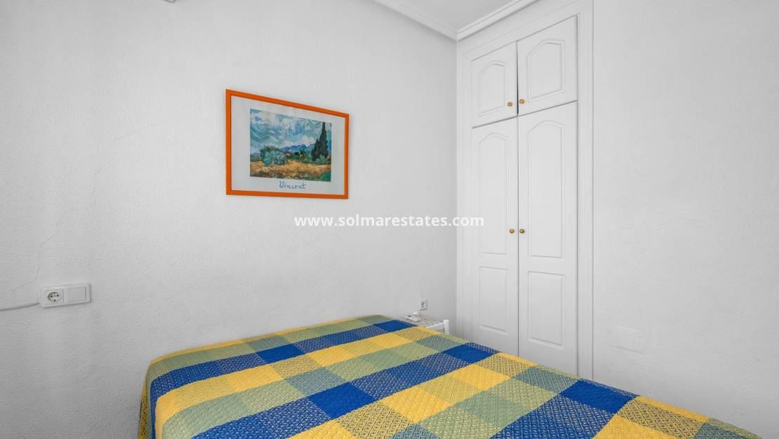 3 slaapkamer Rijtjeshuis te koop in La Marquesa met zwembad - € 209.000 (Ref: 9922703)