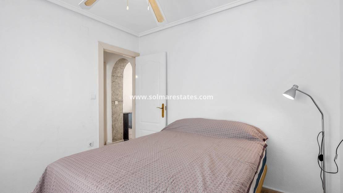 3 slaapkamer Rijtjeshuis te koop in La Marquesa met zwembad - € 209.000 (Ref: 9922703)