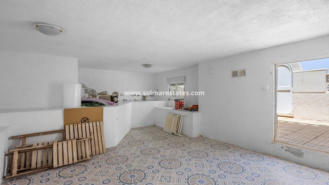 3 slaapkamer Rijtjeshuis te koop in La Marquesa met zwembad - € 209.000 (Ref: 9922703)