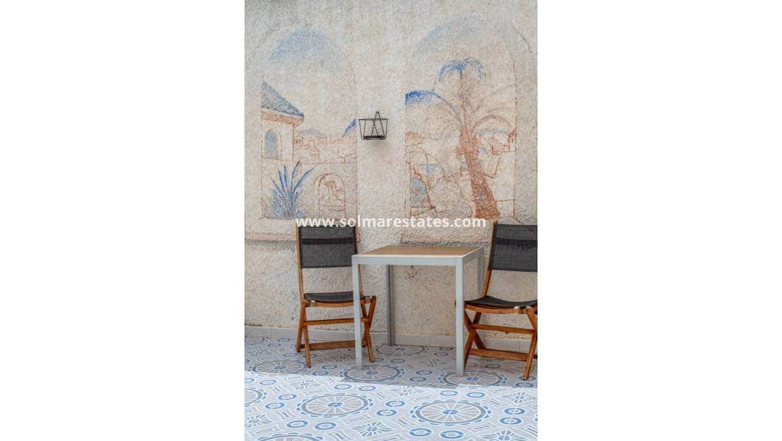 3 slaapkamer Rijtjeshuis te koop in La Marquesa met zwembad - € 209.000 (Ref: 9922703)