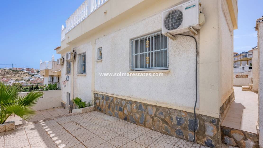 3 slaapkamer Rijtjeshuis te koop in La Marquesa met zwembad - € 209.000 (Ref: 9922703)